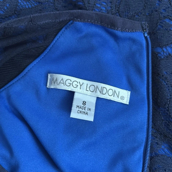 MAGGY LONDON Lace Overlay Dress. Size 8 - Picture 7 of 8